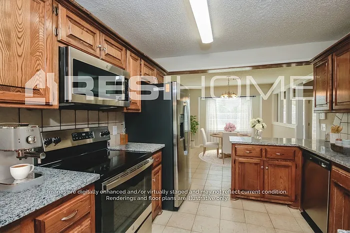 7425 NW 105th St — Photo 2