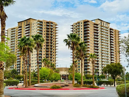 8255 Las Vegas Blvd S #1520 Photo 1