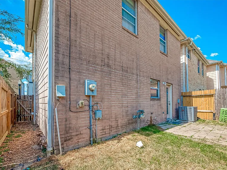 206 Sydnor St — Photo 31