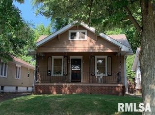 2241 Yale Blvd, Springfield, IL 62703