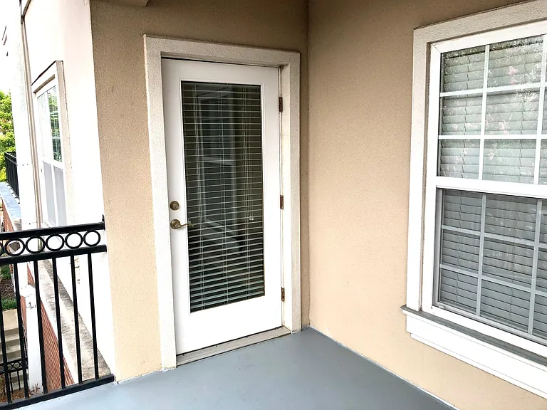 665 Tennessee St #202 — Photo 36