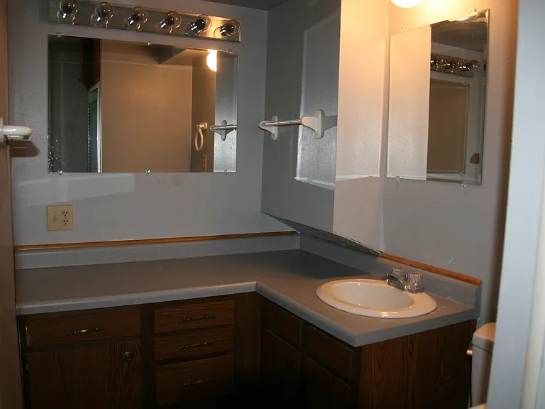 361 Sunset Dr — Photo 21