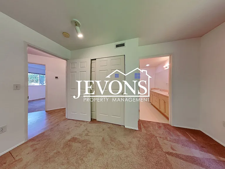 25235 SE Klahanie Blvd #P102 — Photo 16