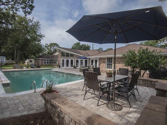 2nd image of 2250 McCutchen Pl