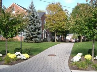 777 Springfield Ave APT 11, Summit, NJ 07901