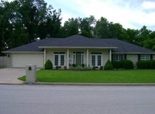 2801 E Par Ct, Fayetteville, AR 72703