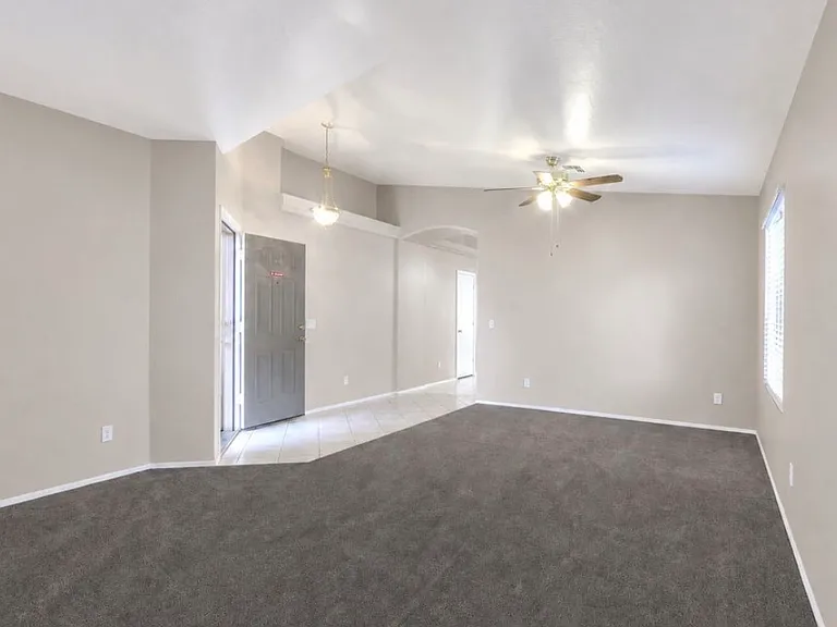 1734 E San Xavier Dr — Photo 8