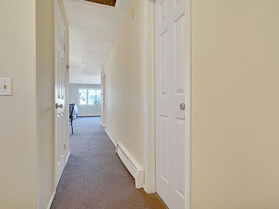 5th image of 67 Hyannis St