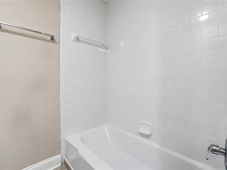 3301 Henderson Mill Rd #R1 — Photo 14