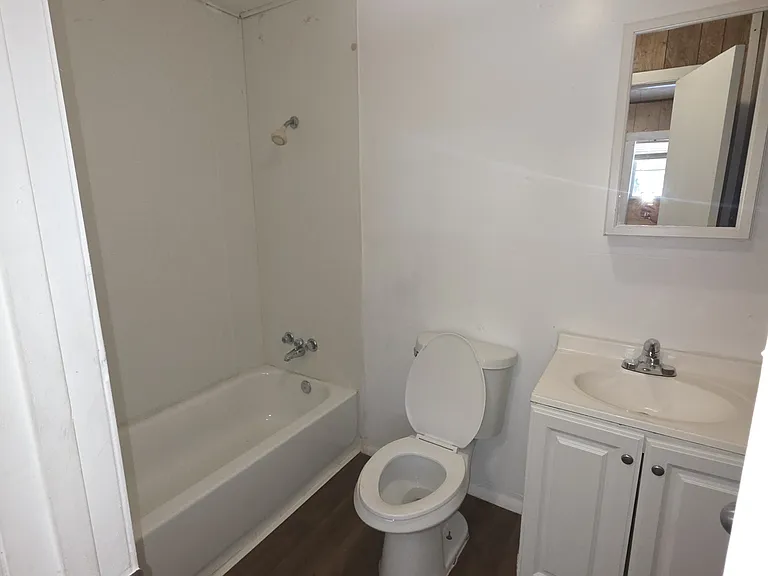4470 NE 208th Ter #5 — Photo 6