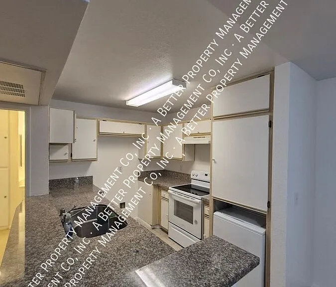 15000 Downey Ave #118 — Photo 2