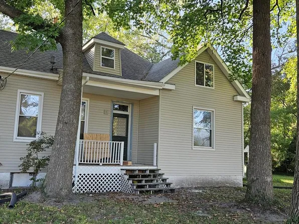 6439 Quercus Grove Rd, Edwardsville, IL 62025