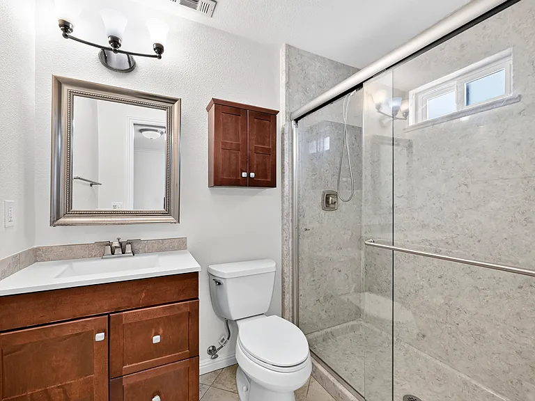 488 Jensen St — Photo 22