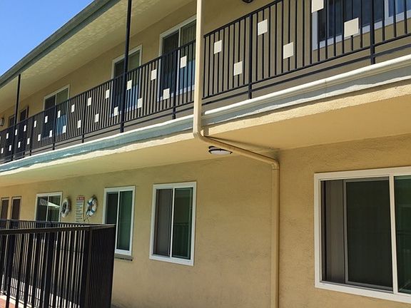 2nd image of 1450 W 179th St APT 11