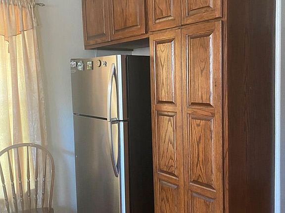 4th image of 1452 Cecilio St