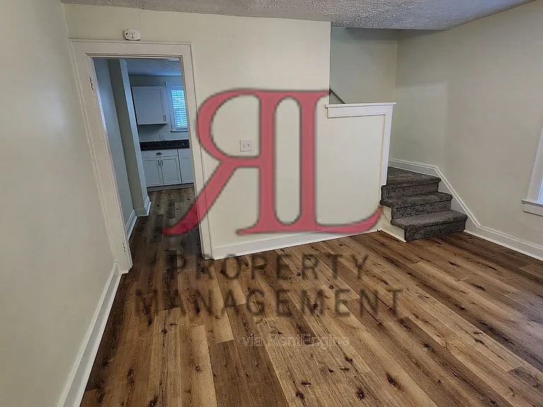 663 Ann St — Photo 9