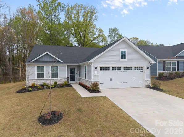 410 Hollis Dr, Lancaster, SC 29720