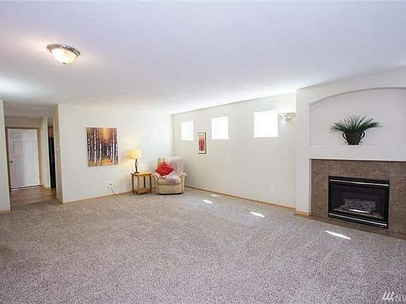 4th image of 18313 96th Ave E