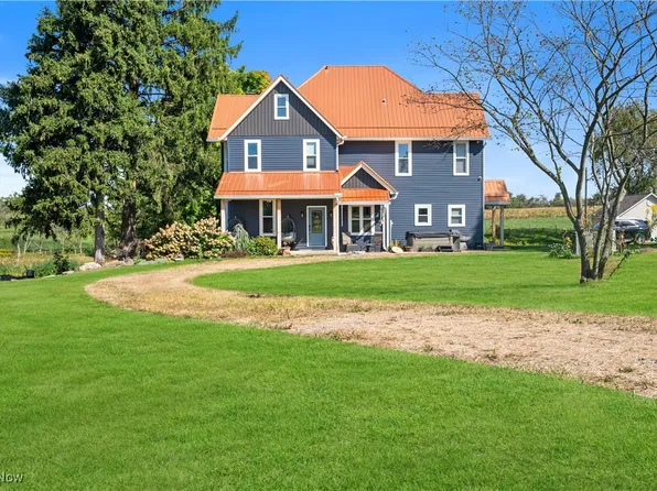 14001 Stanwood St SW, Navarre, OH 44662