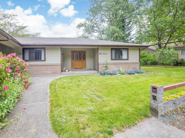 3840 Almar Rd, Grants Pass, OR 97527