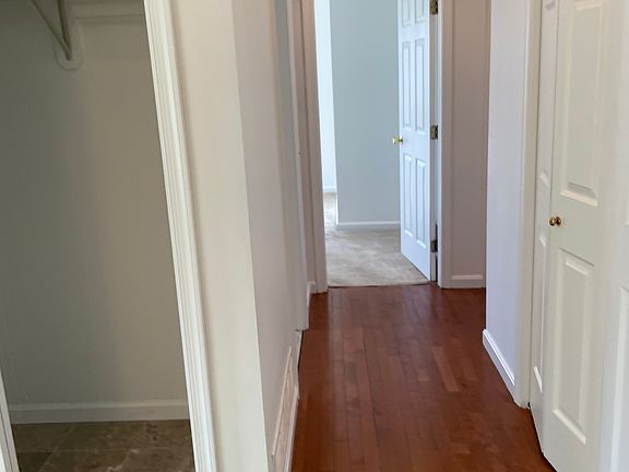 3rd image of 501 Richards Rd #501