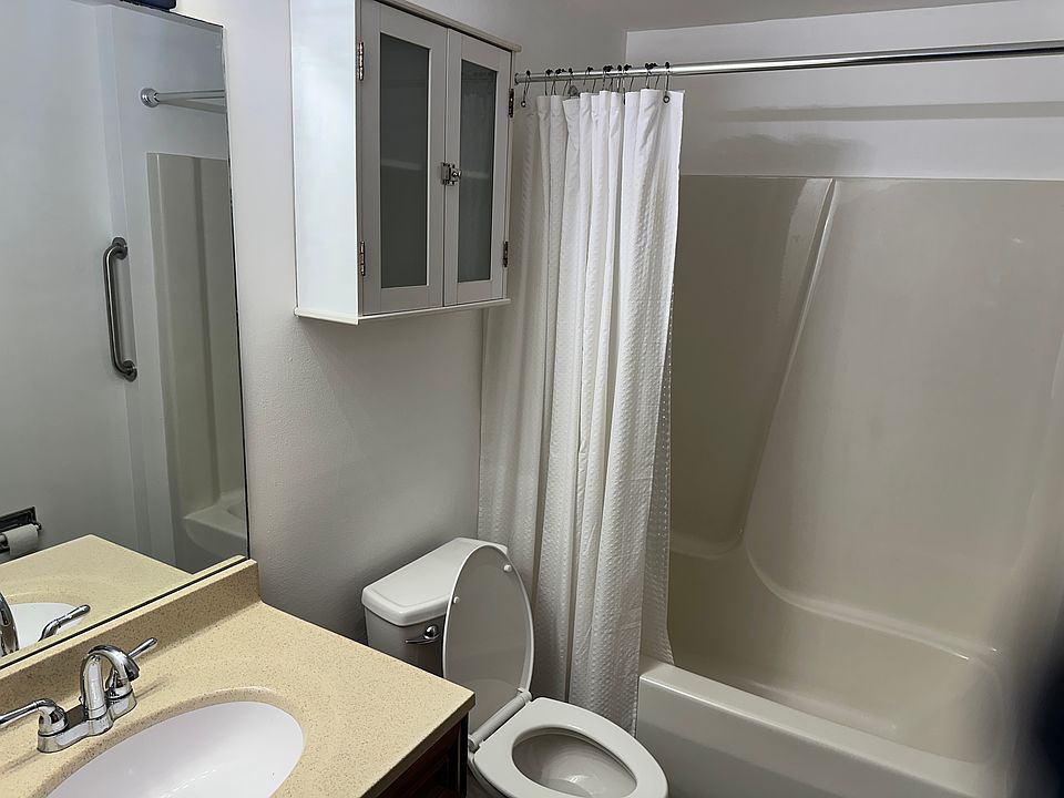 1st image of 2718 Alder Creek Dr S APT 1
