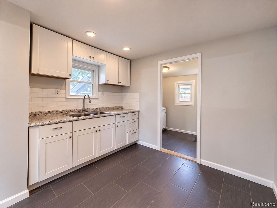 2224 Markese Ave, photo 6