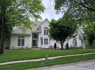 2133 Winding Woods Dr, Liberty, MO 64068