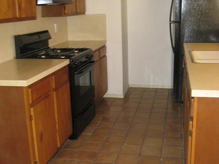 1901 Ashby Ave — Photo 3