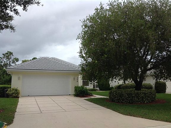 2nd image of 7516 SE Bay Cedar Cir