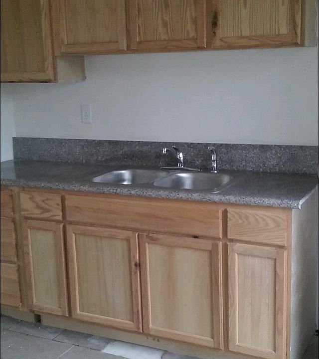 New Kitchen Cabinets