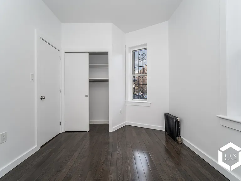 102 Dahill Rd #1R — Photo 14