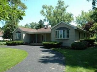2N079 Swift Rd, Lombard, IL 60148