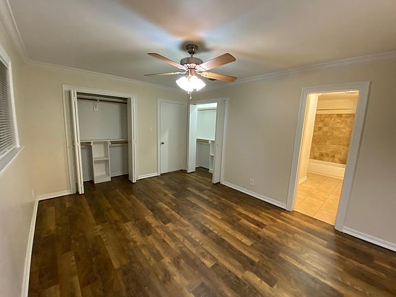 3rd image of 319 Hackberry Dr