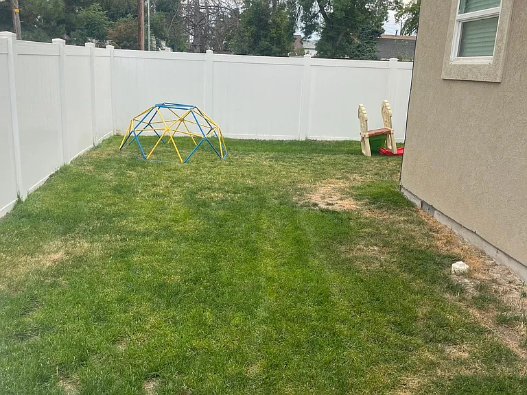 1120 4th Ave E #1 — Photo 4