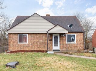 521 Roebling Rd, Cincinnati, OH 45238