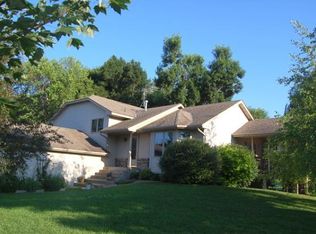 29640 Neal Ave, Lindstrom, MN 55045