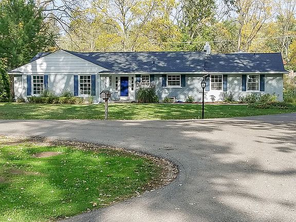 2nd image of 4255 Meadowlane Dr