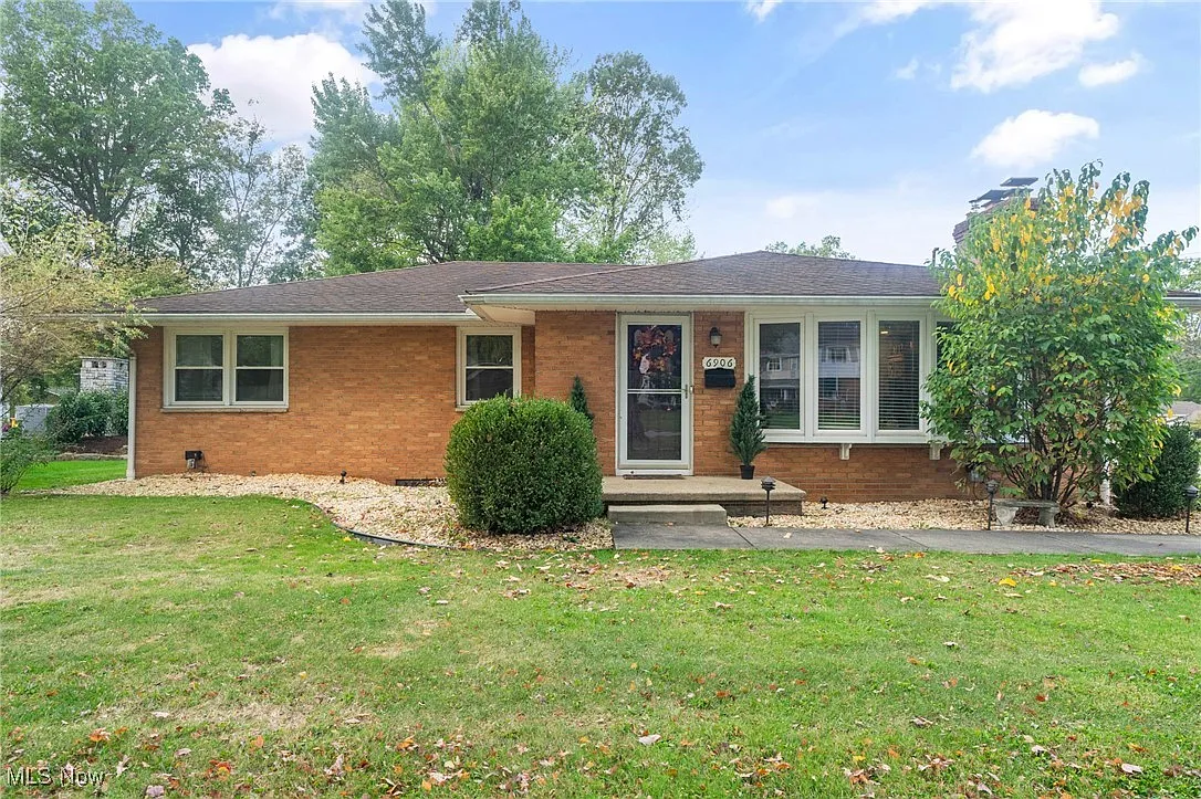 6906 Blue Ridge Dr photo 1