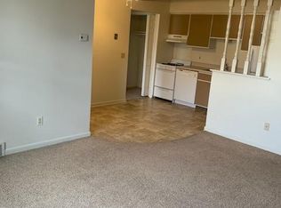 315 Hillcrest Ave NW #8, North Canton, OH 44720