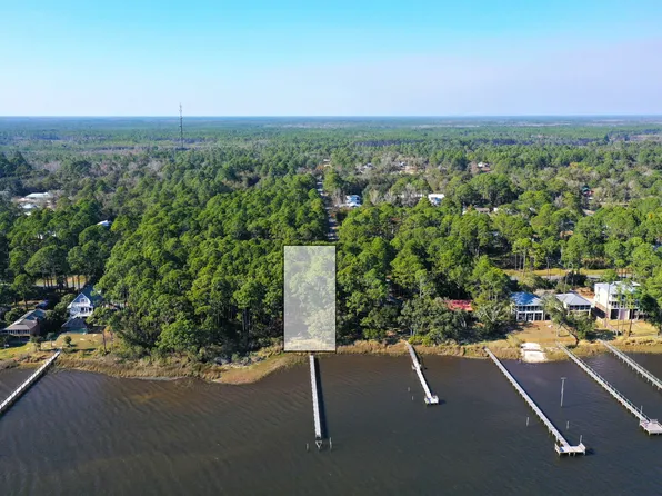 2508 Highway 98 E, Carrabelle, FL 32322