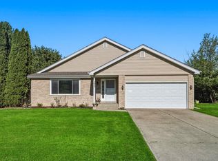 7617 Starling Dr, Schererville, IN 46375