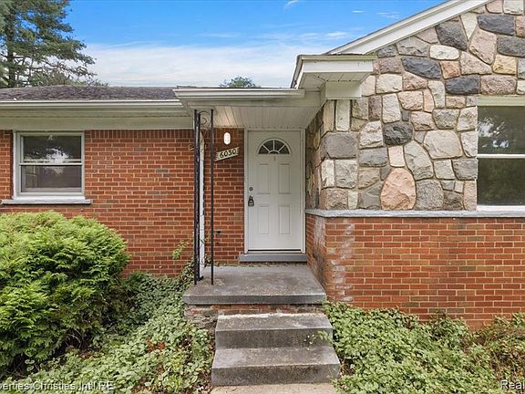 3rd image of 6030 Lahser Rd