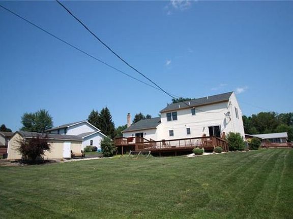 4th image of 3122 Christine St