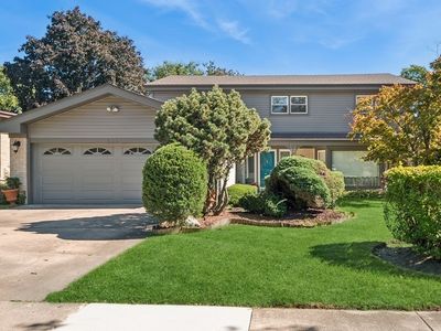 9643 Tripp Ave, Skokie, IL, 60076