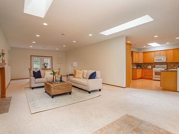 4th image of 7602 56th Avenue Ct NW