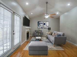 8601 Park Ln #224, Dallas, TX 75231