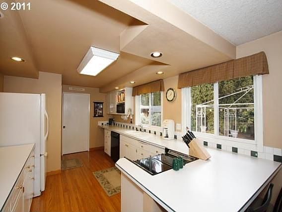 5th image of 8012 NW Old Orchard Dr
