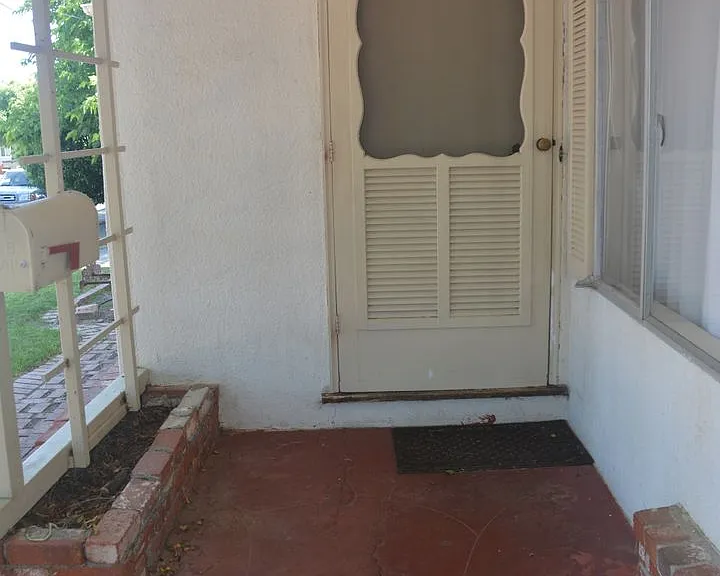 3809 Lassen Dr — Photo 2