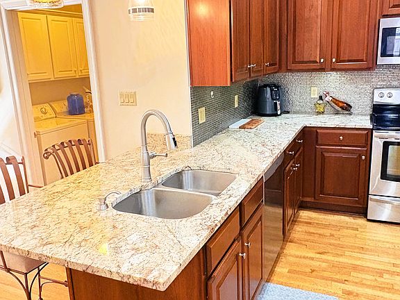 4th image of 1730 Gosnold Bluff Rd